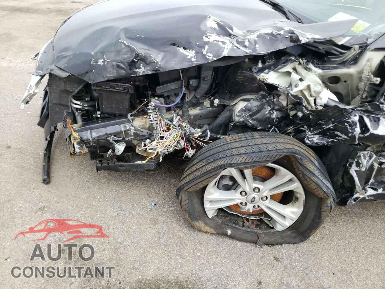 FORD TAURUS 2017 - 1FAHP2D88HG142695