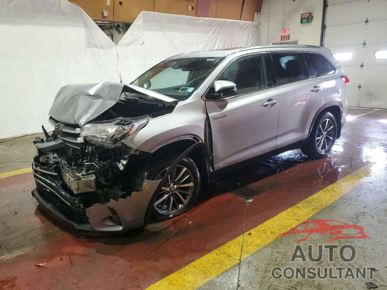 TOYOTA HIGHLANDER 2019 - 5TDJGRFHXKS077380