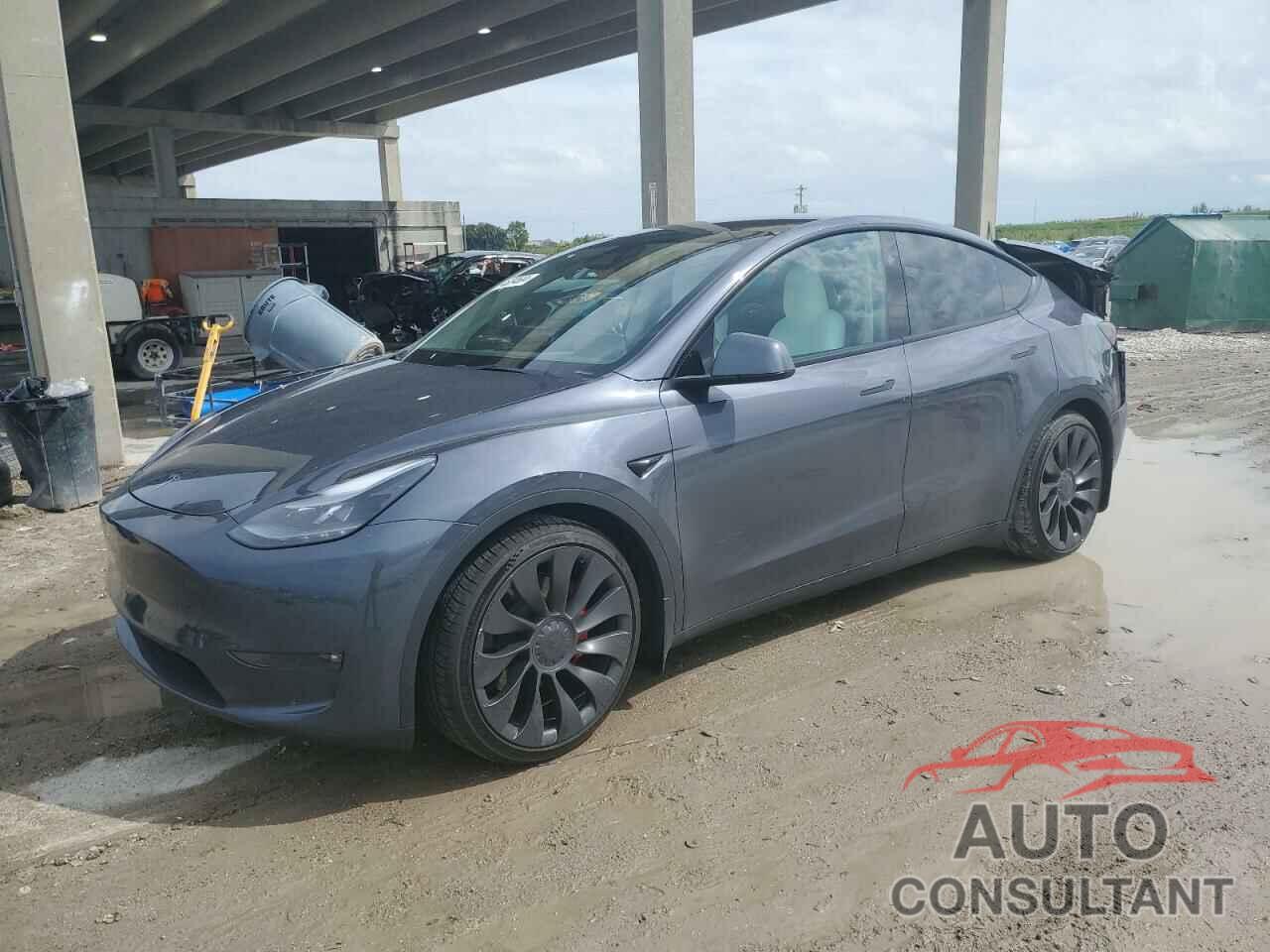 TESLA MODEL Y 2023 - 7SAYGDEF1PF878179