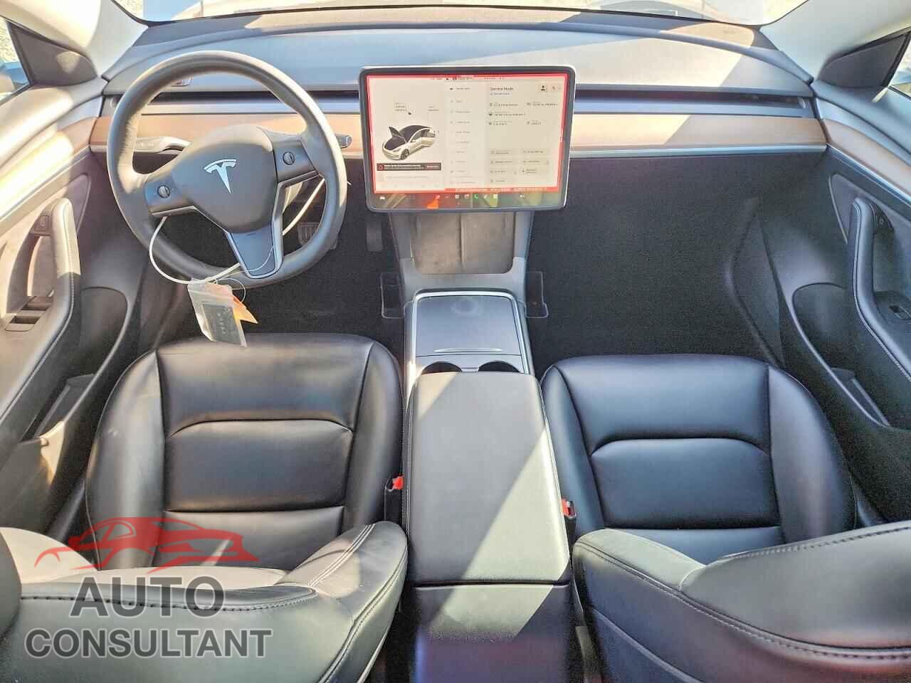 TESLA MODEL 3 2021 - 5YJ3E1EB2MF097188
