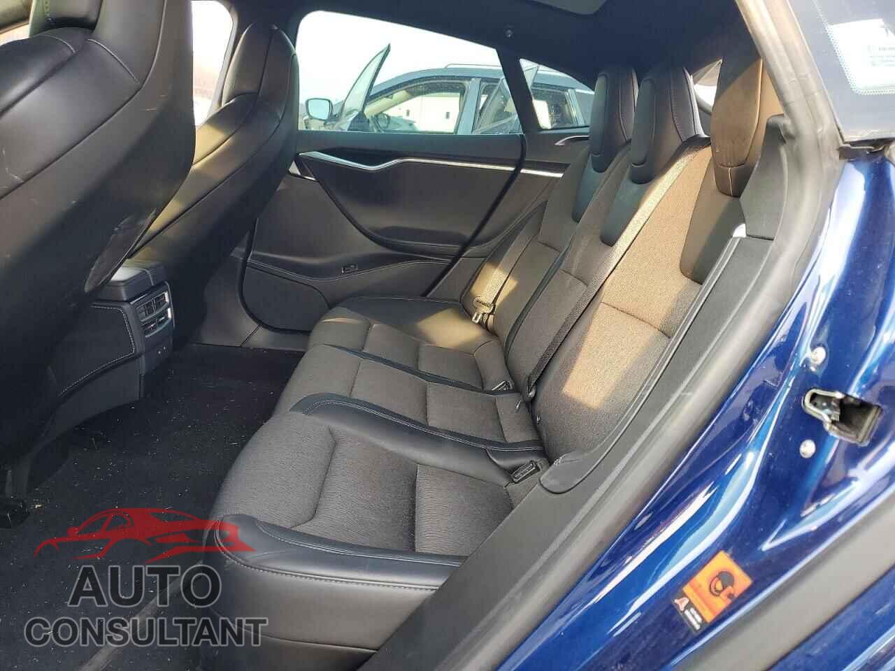 TESLA MODEL S 2018 - 5YJSA1E26JF247368