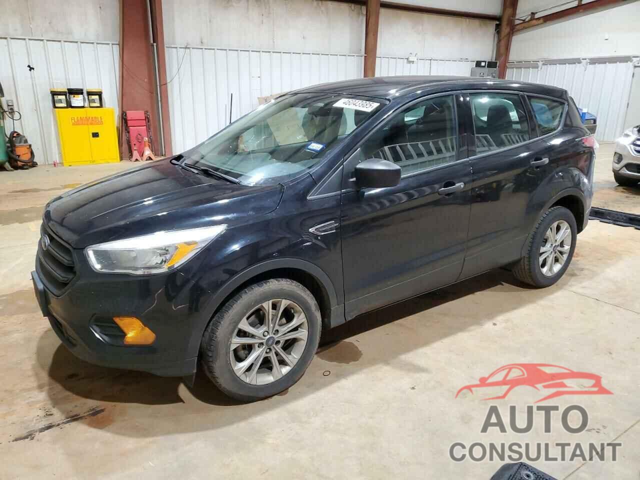 FORD ESCAPE 2017 - 1FMCU0F70HUB18958