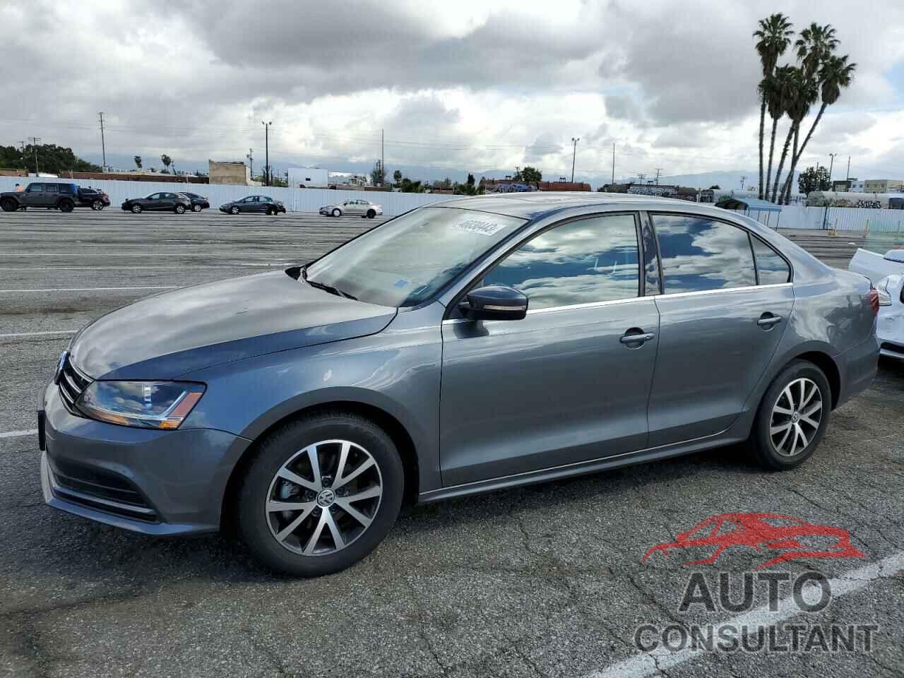 VOLKSWAGEN JETTA 2018 - 3VWDB7AJ7JM234403