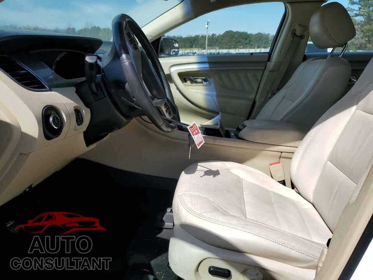 FORD TAURUS 2015 - 1FAHP2E83FG174367