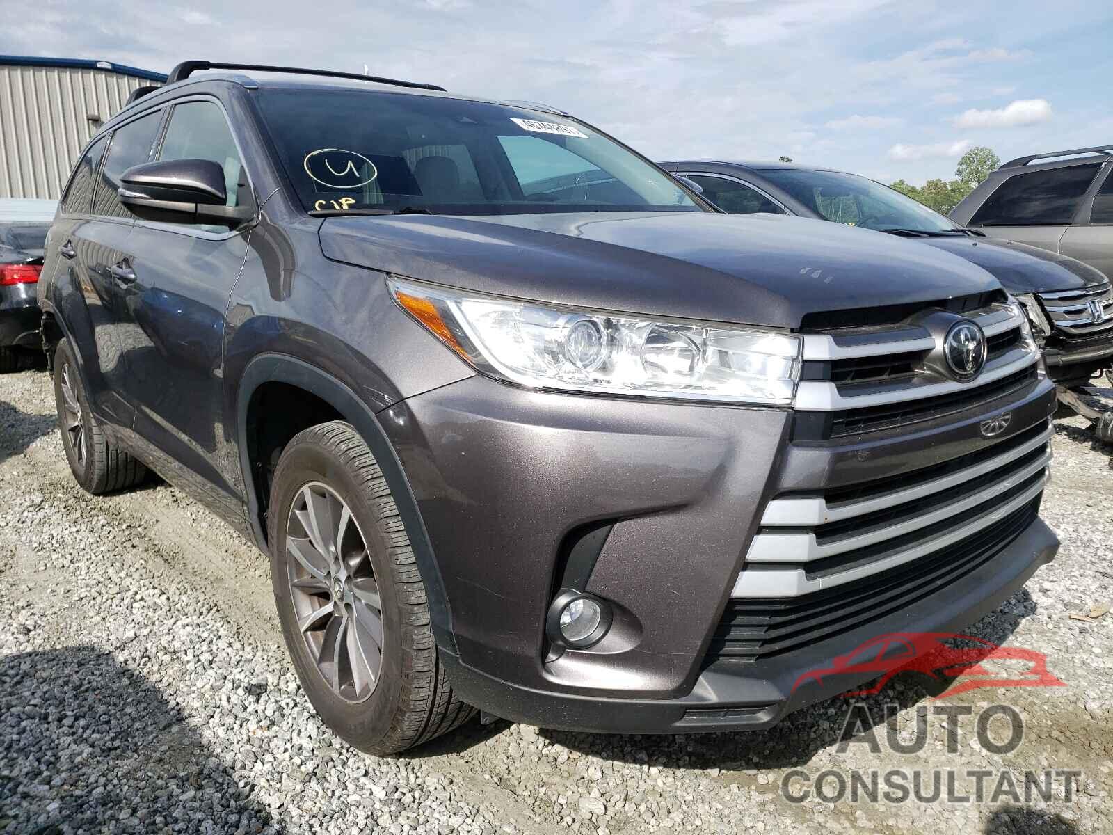 TOYOTA HIGHLANDER 2017 - 5TDKZRFH6HS509325