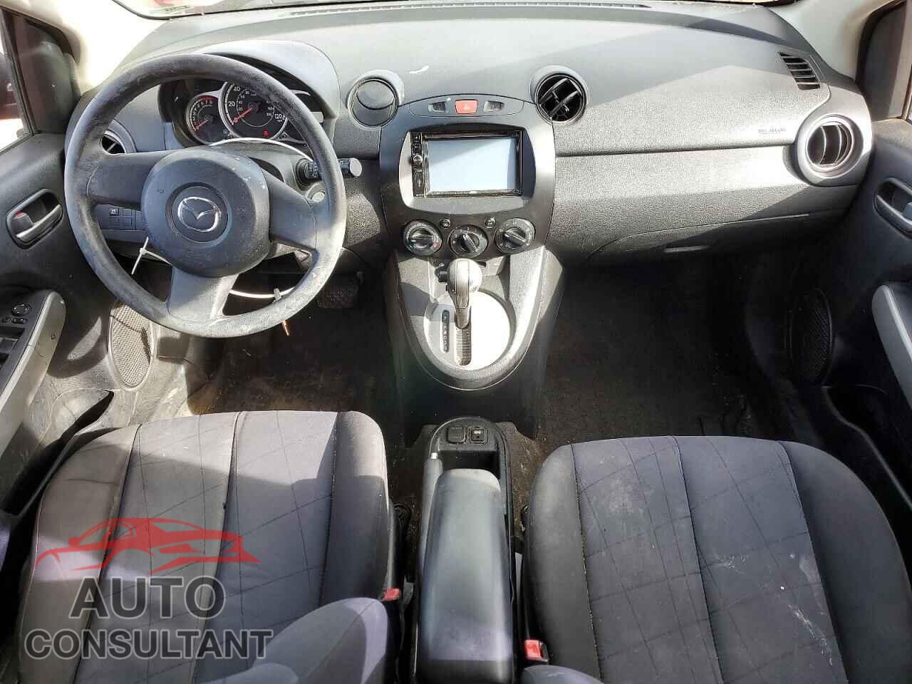 MAZDA 2 2013 - JM1DE1KY3D0161587