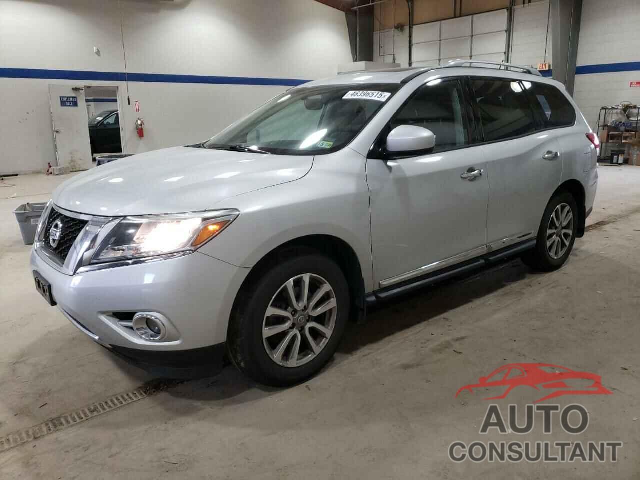 NISSAN PATHFINDER 2015 - 5N1AR2MM8FC717624