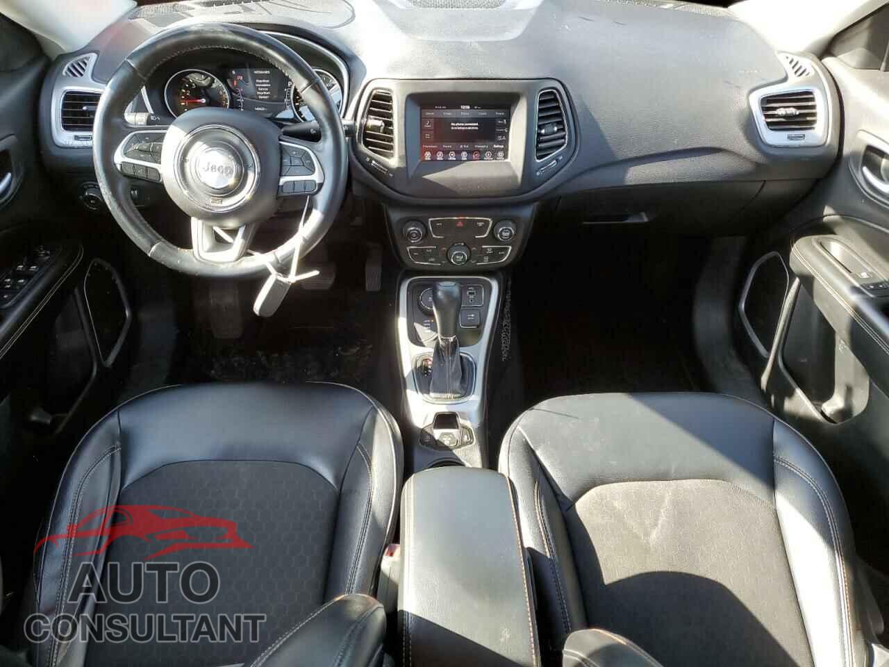 JEEP COMPASS 2017 - 3C4NJDBB0HT651653