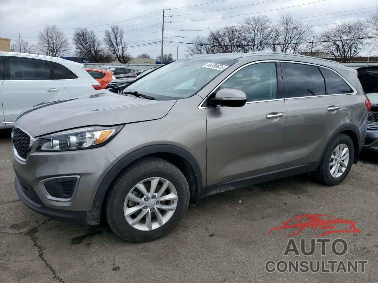 KIA SORENTO 2017 - 5XYPG4A30HG192424