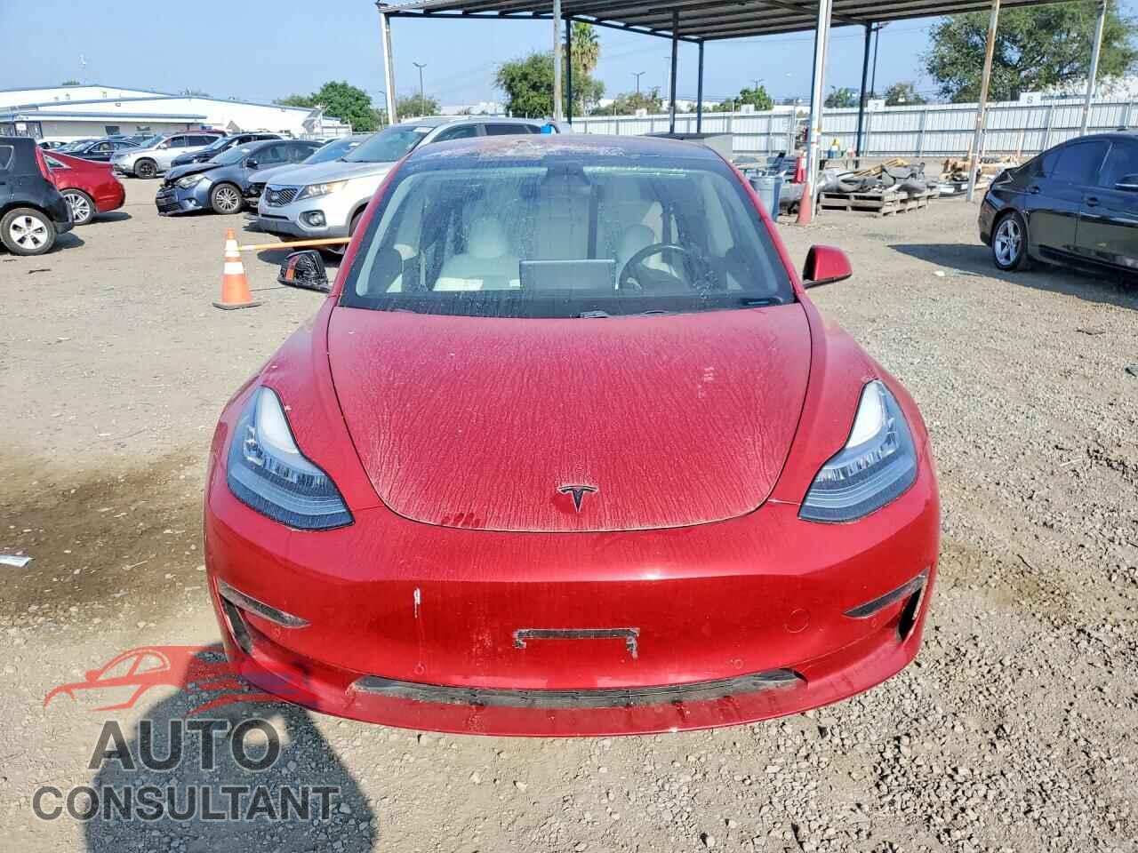 TESLA MODEL 3 2018 - 5YJ3E1EB9JF099676