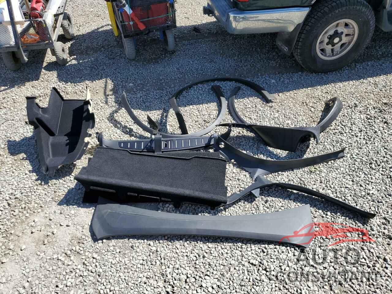 TESLA MODEL X 2022 - 7SAXCBE53NF335450