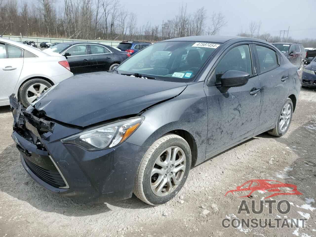 TOYOTA YARIS 2017 - 3MYDLBYV5HY185430