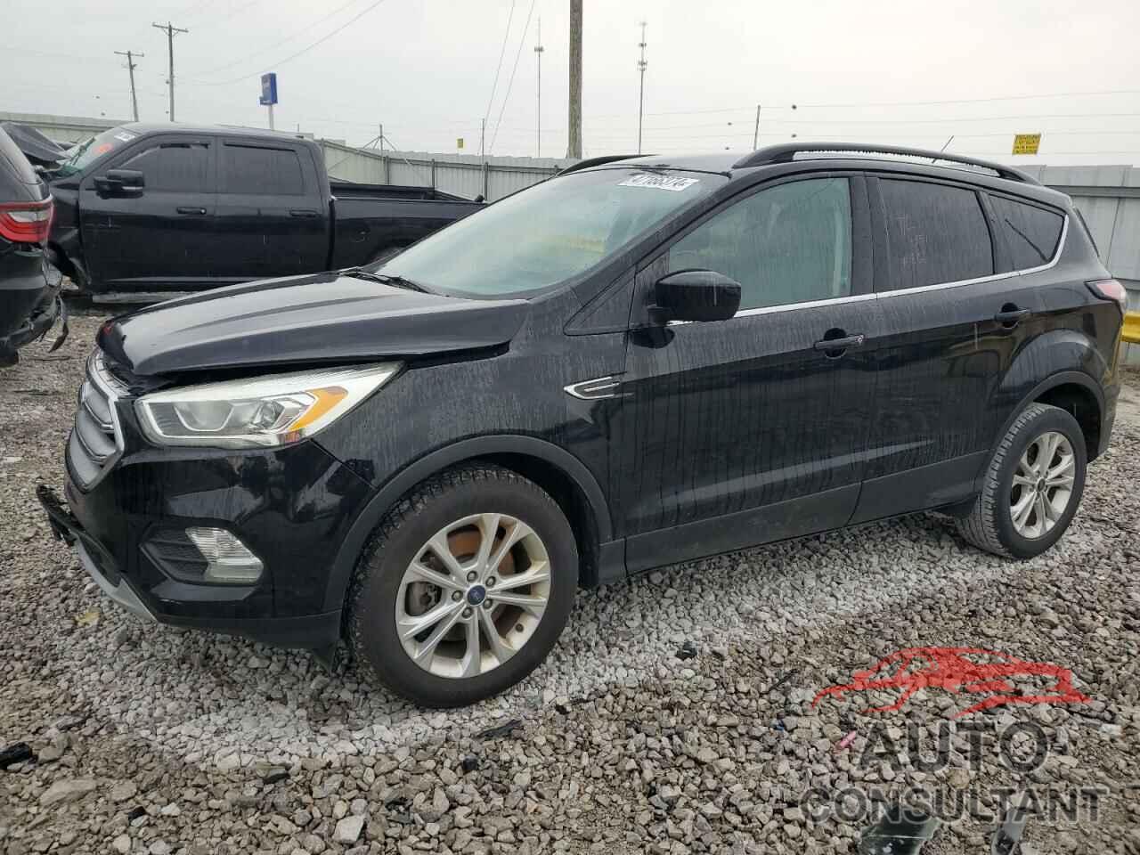 FORD ESCAPE 2017 - 1FMCU9GD4HUD82807