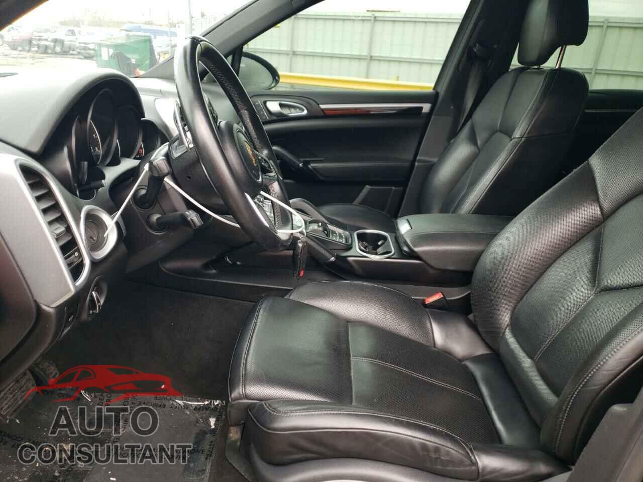 PORSCHE CAYENNE 2016 - WP1AA2A27GLA05703
