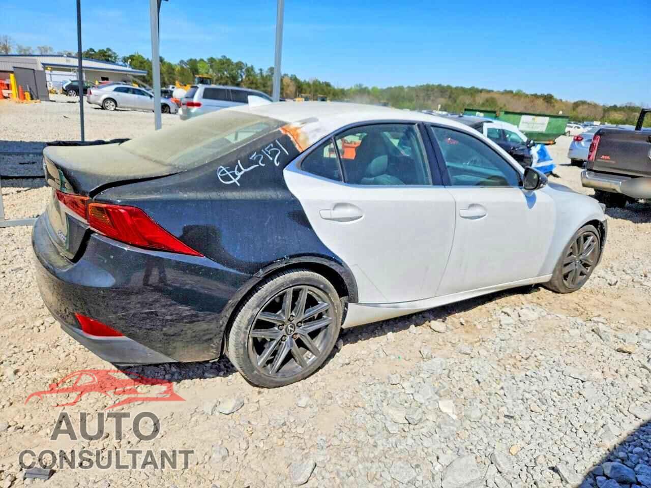 LEXUS IS 2019 - JTHC81D22K5039930