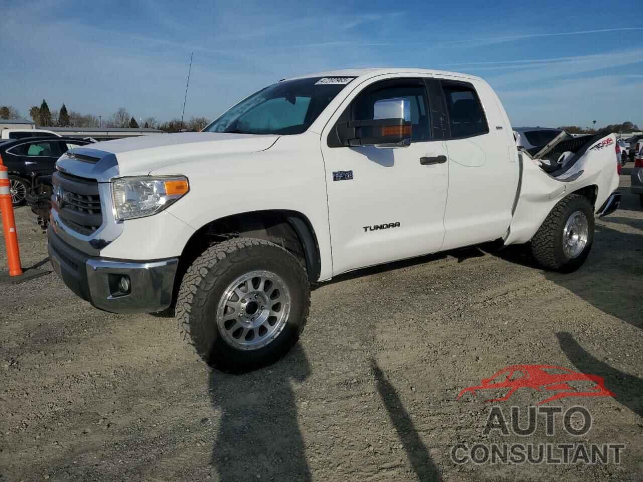 TOYOTA TUNDRA 2015 - 5TFUY5F16FX477670