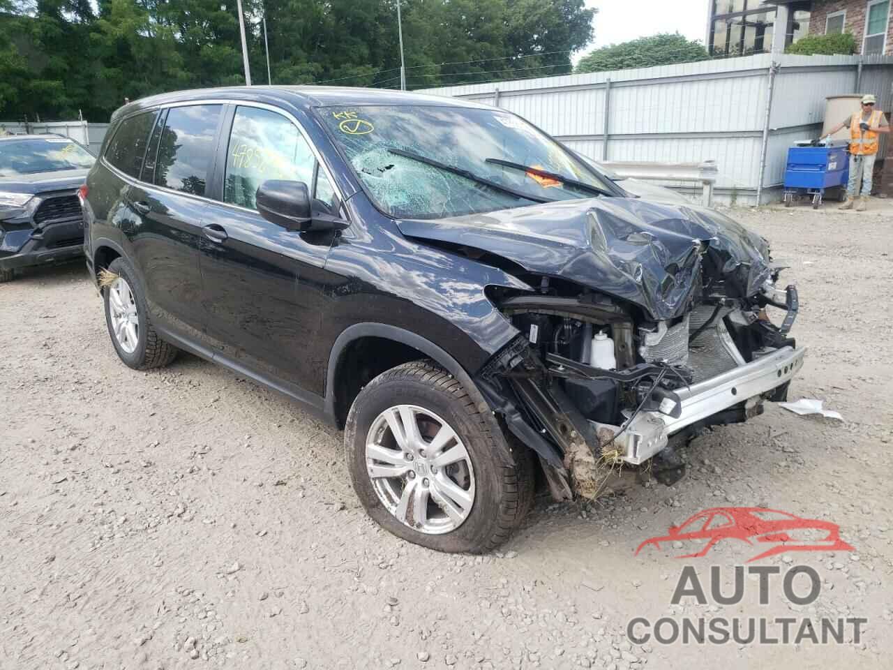 HONDA PILOT 2017 - 5FNYF6H15HB041660
