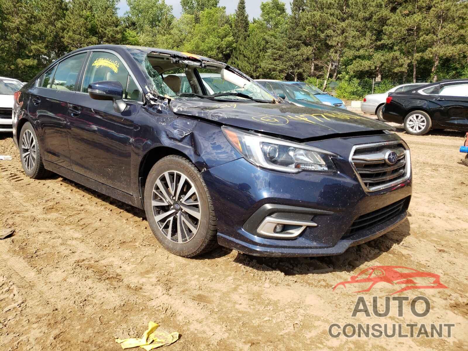 SUBARU LEGACY 2018 - 4S3BNAF64J3020635