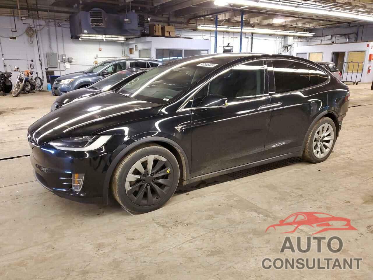 TESLA MODEL X 2016 - 5YJXCBE29GF027902