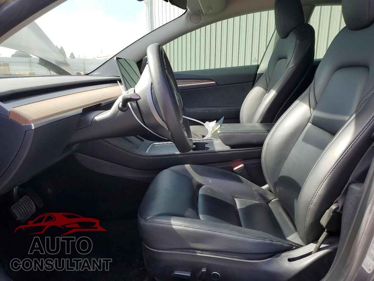 TESLA MODEL 3 2022 - 5YJ3E1EB9NF112108