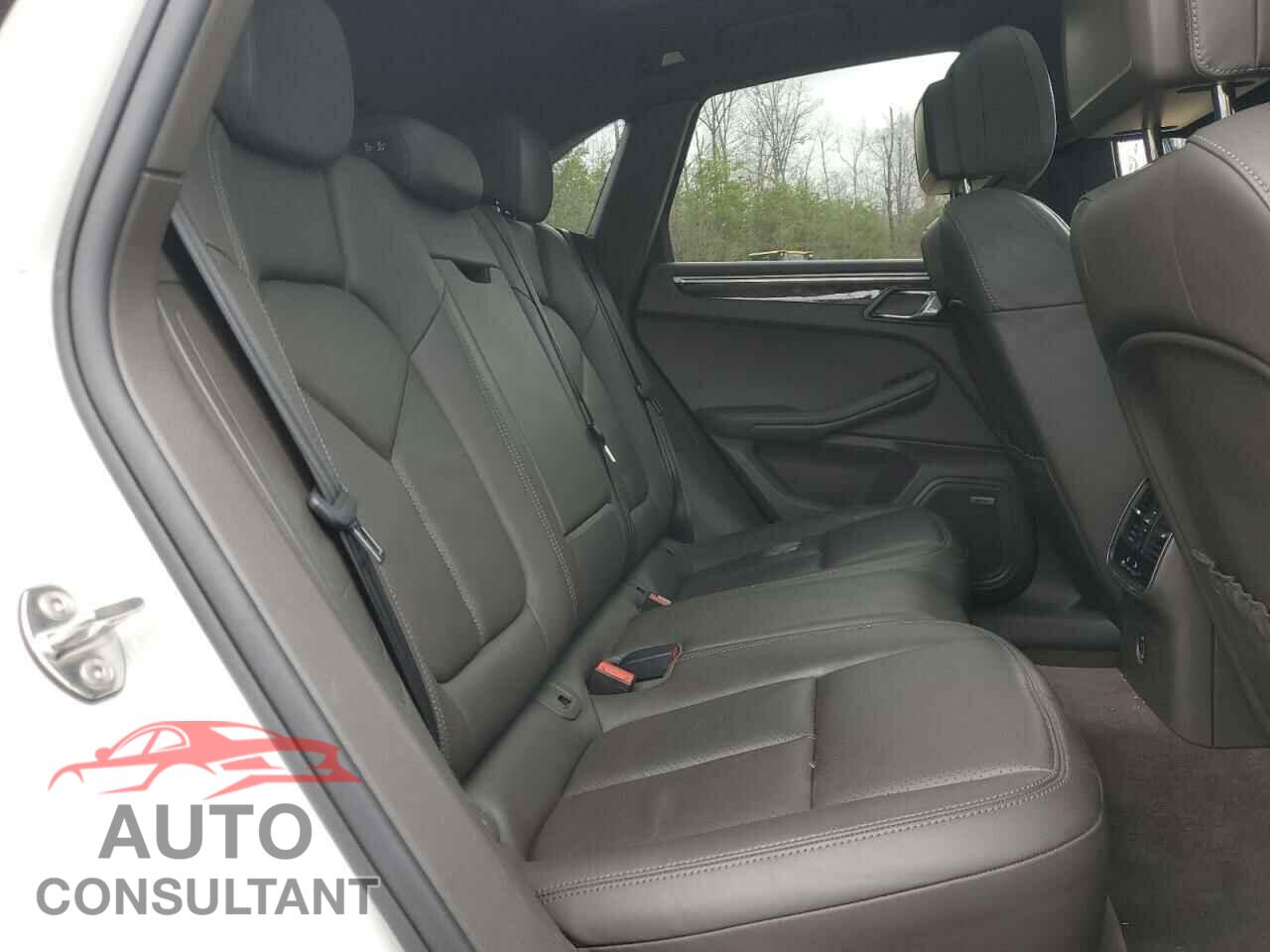 PORSCHE MACAN 2017 - WP1AA2A53HLB07365