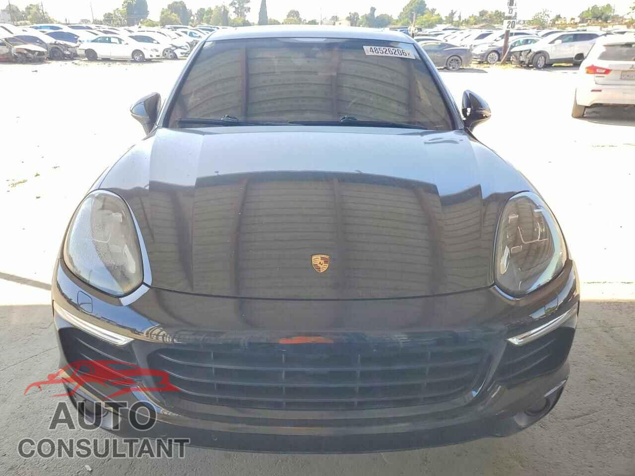 PORSCHE CAYENNE 2017 - WP1AA2A26HKA86152