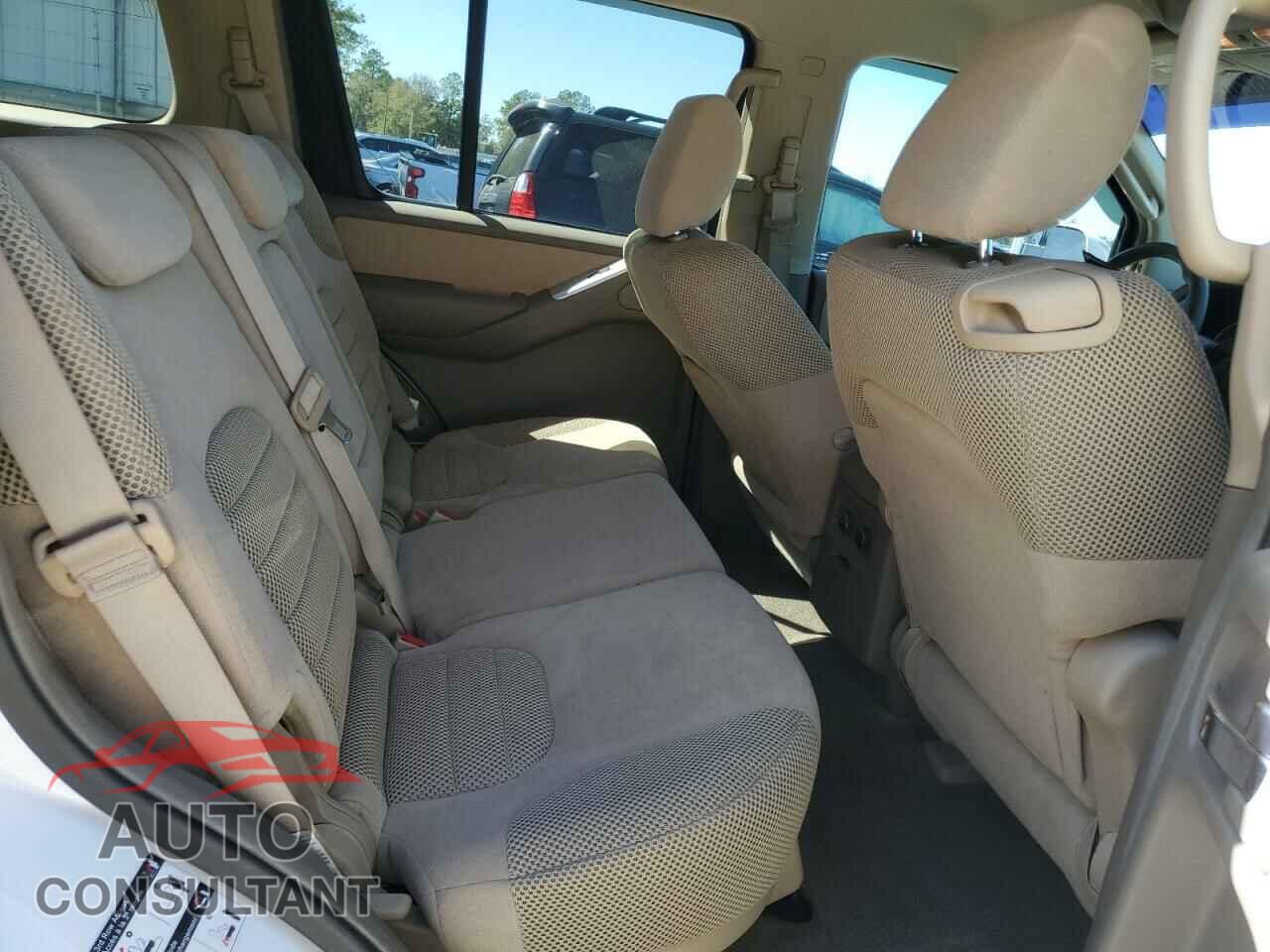 NISSAN PATHFINDER 2011 - 5N1AR1NN2BC604084