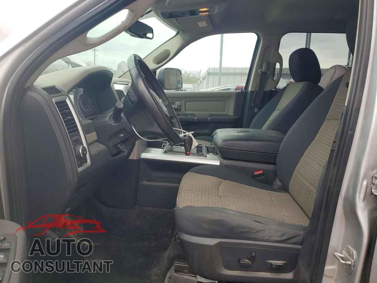 DODGE RAM 1500 2012 - 1C6RD7LP8CS265357