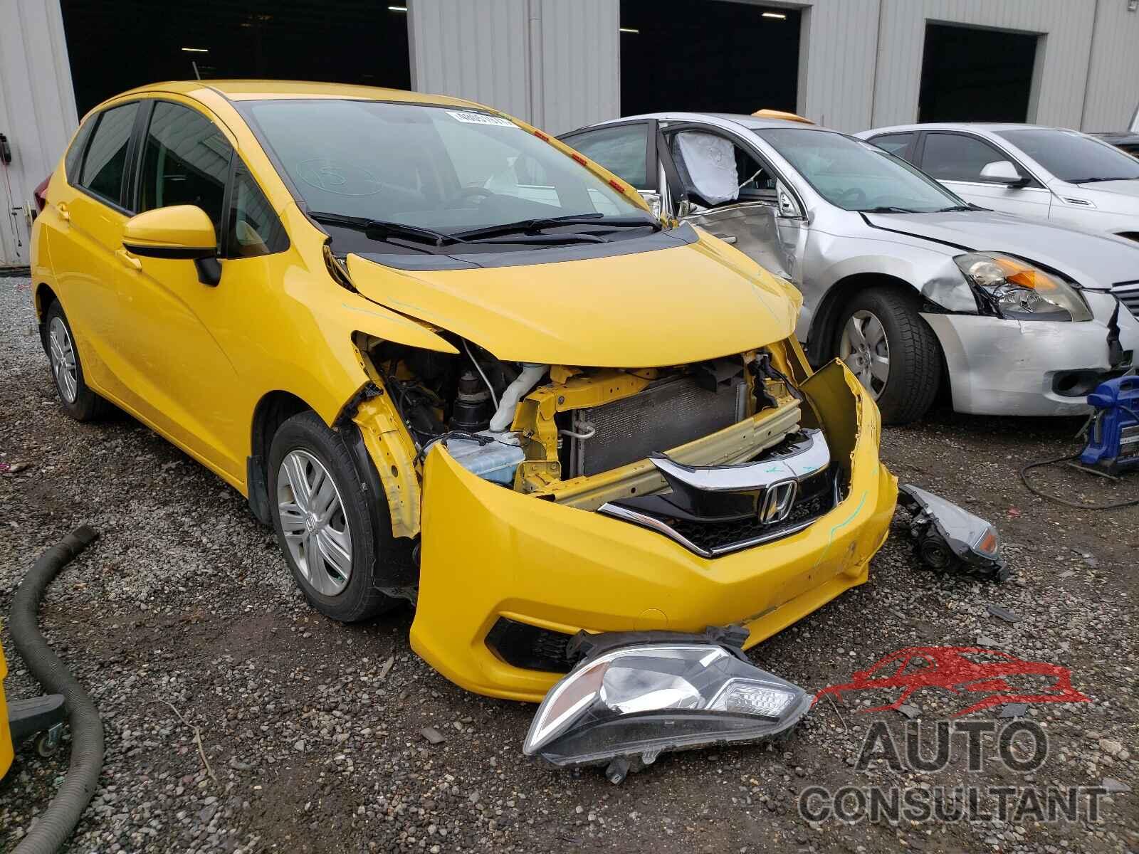 HONDA FIT 2018 - 3HGGK5H44JM720141