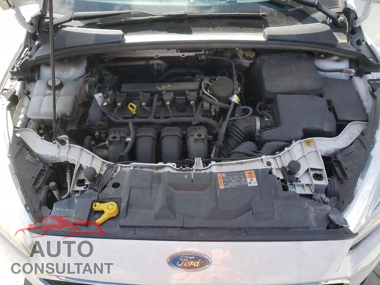 FORD FOCUS 2015 - 1FADP3F26FL301862