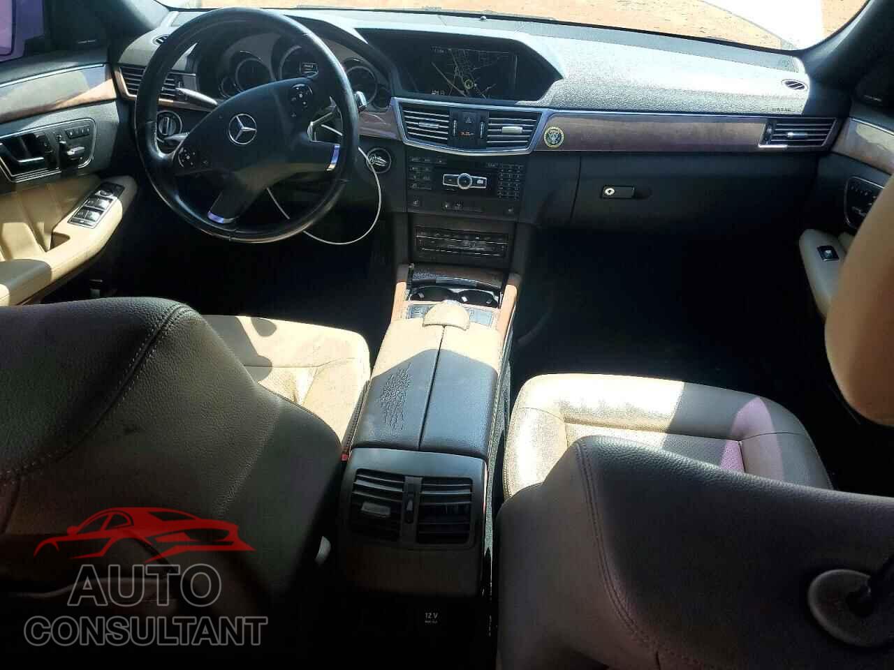 MERCEDES-BENZ E-CLASS 2012 - WDDHF5KB3CA564095