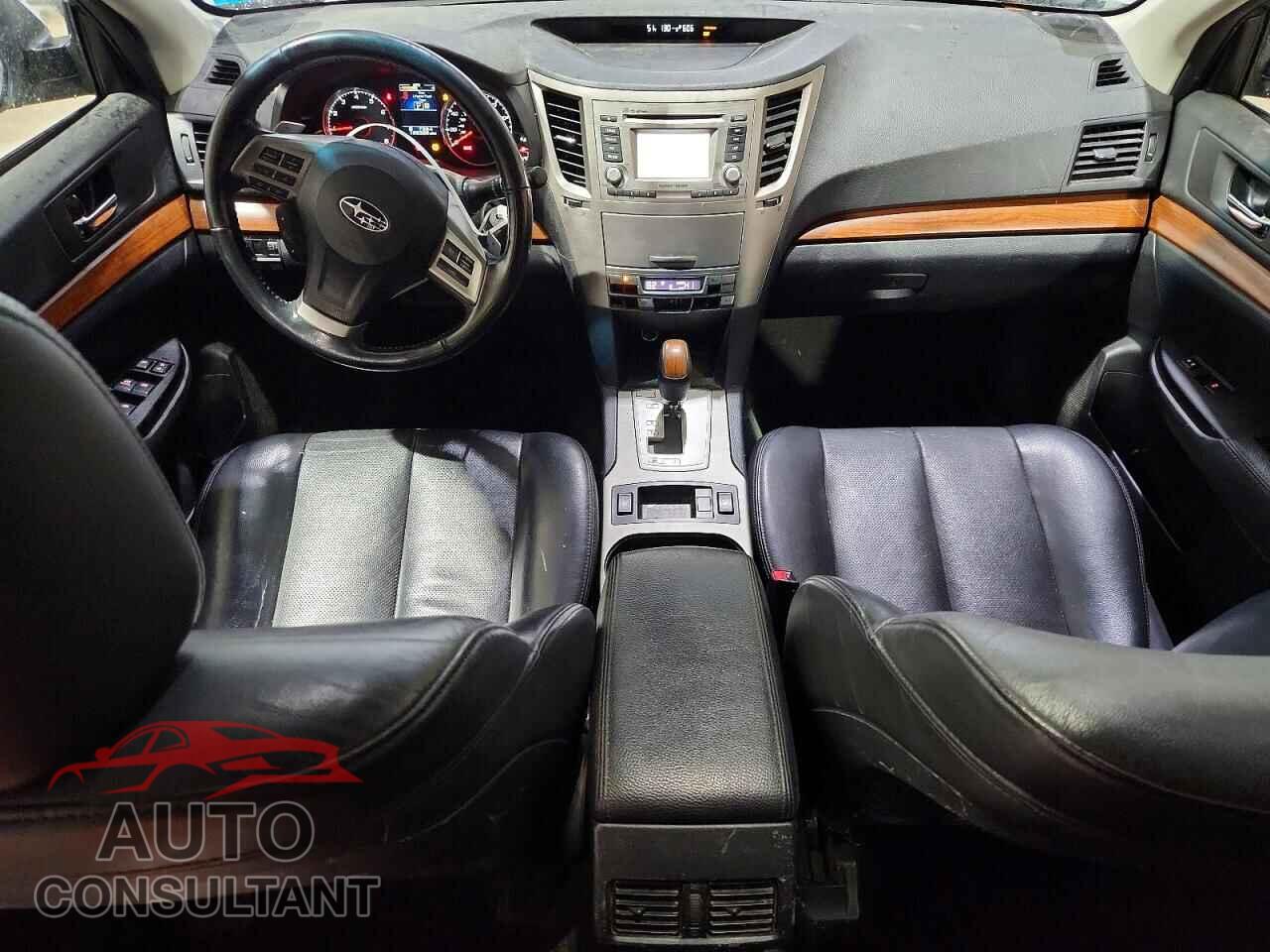 SUBARU OUTBACK 2014 - 4S4BRBLC2E3225814