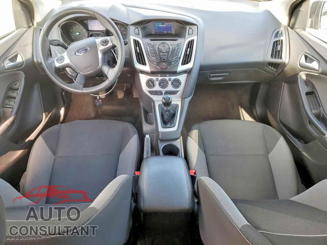 FORD FOCUS 2014 - 1FADP3K22EL123260