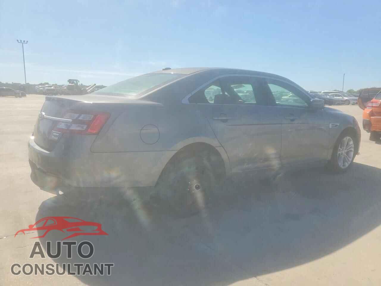 FORD TAURUS 2013 - 1FAHP2H81DG123748