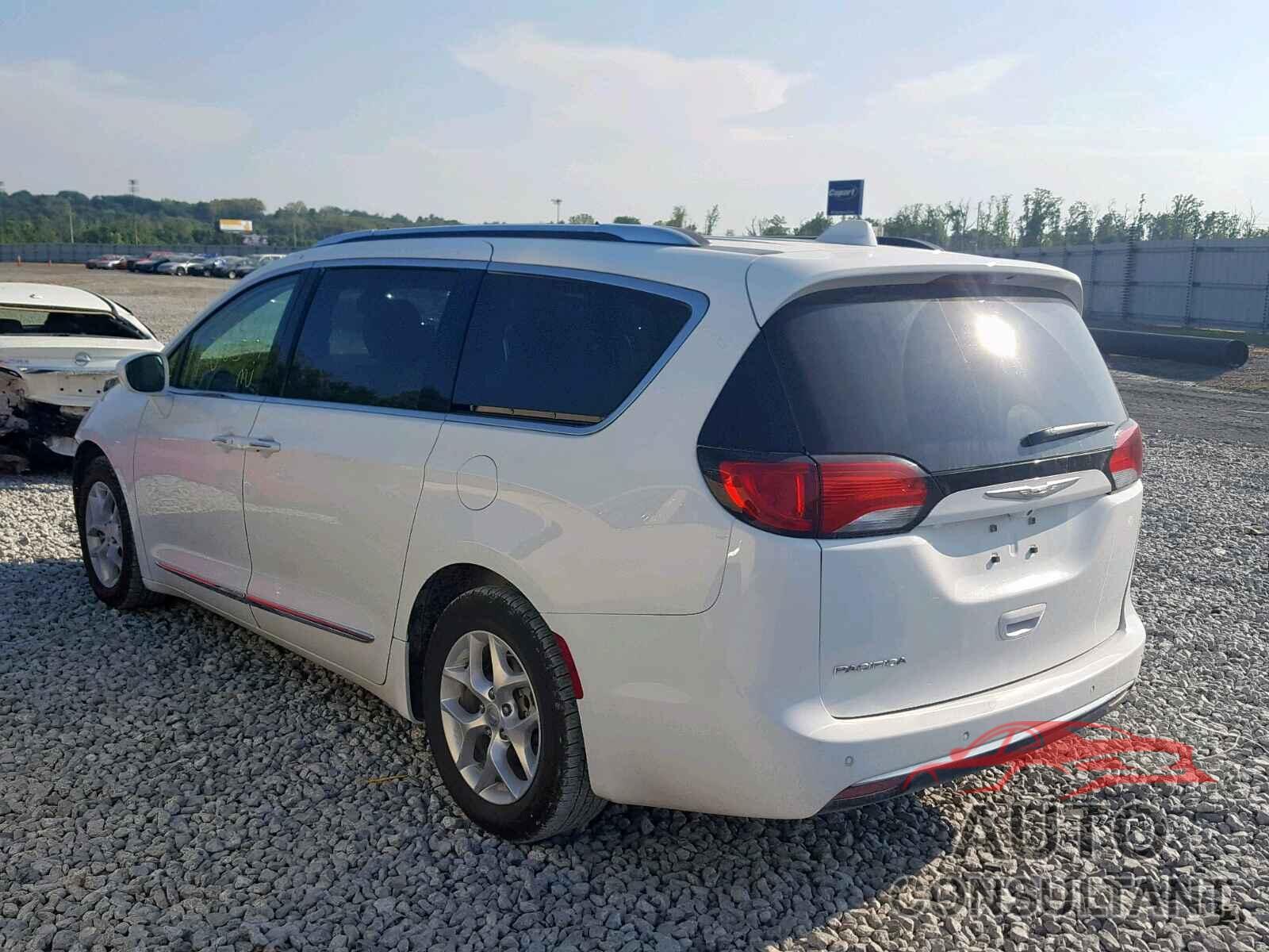 CHRYSLER PACIFICA T 2017 - 2C4RC1EG9HR644205