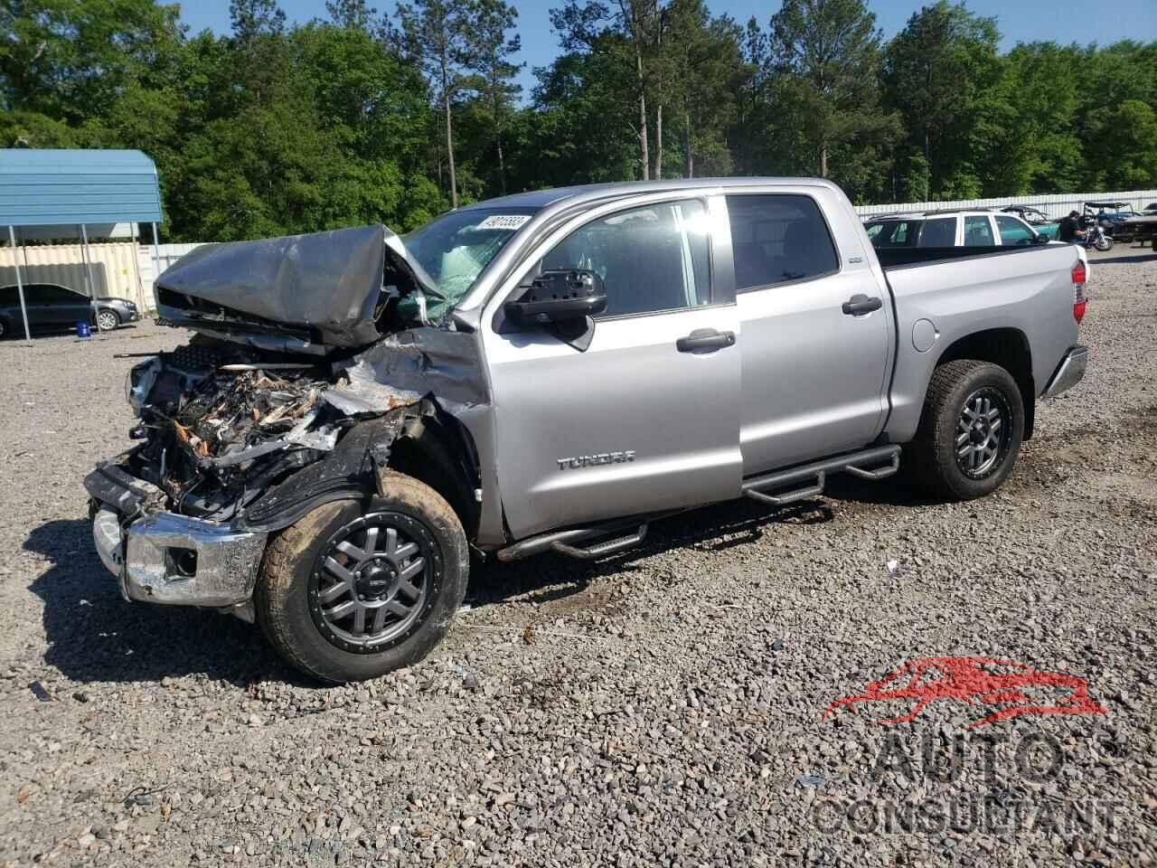 TOYOTA TUNDRA 2018 - 5TFDY5F1XJX741546
