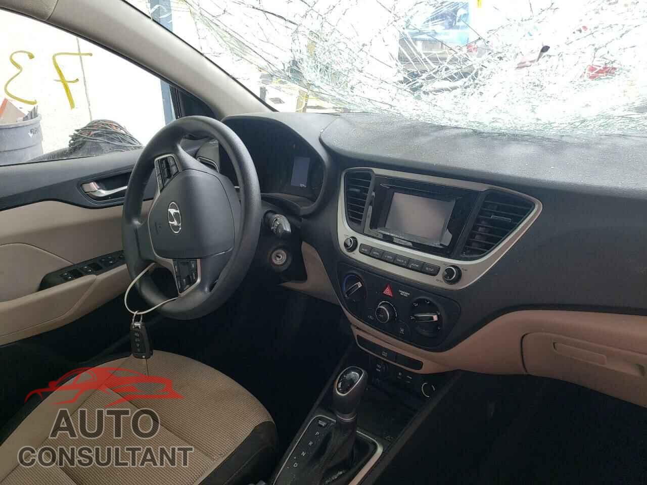 HYUNDAI ACCENT 2021 - 3KPC24A64ME132967