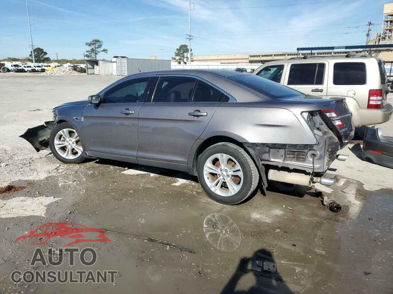FORD TAURUS 2013 - 1FAHP2E80DG174890