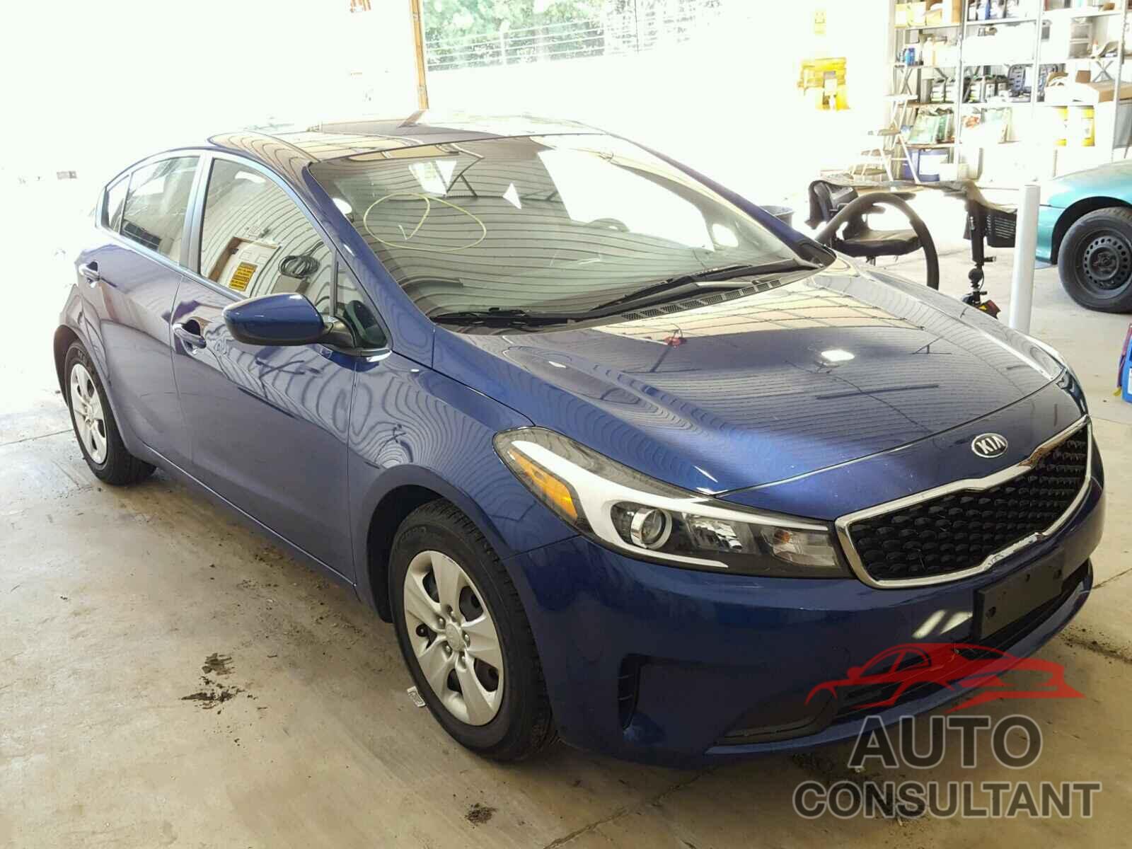 KIA FORTE 2018 - 3KPFK4A72JE226699