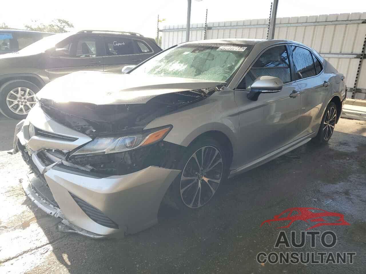 TOYOTA CAMRY 2018 - 4T1B11HK6JU018865