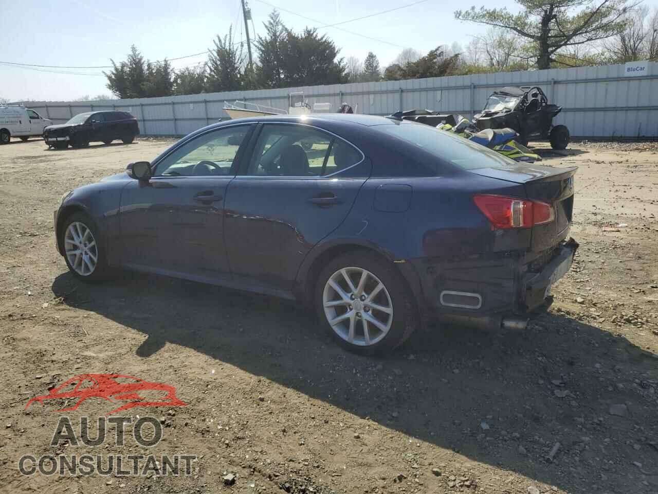 LEXUS IS 2012 - JTHCF5C28C5057607
