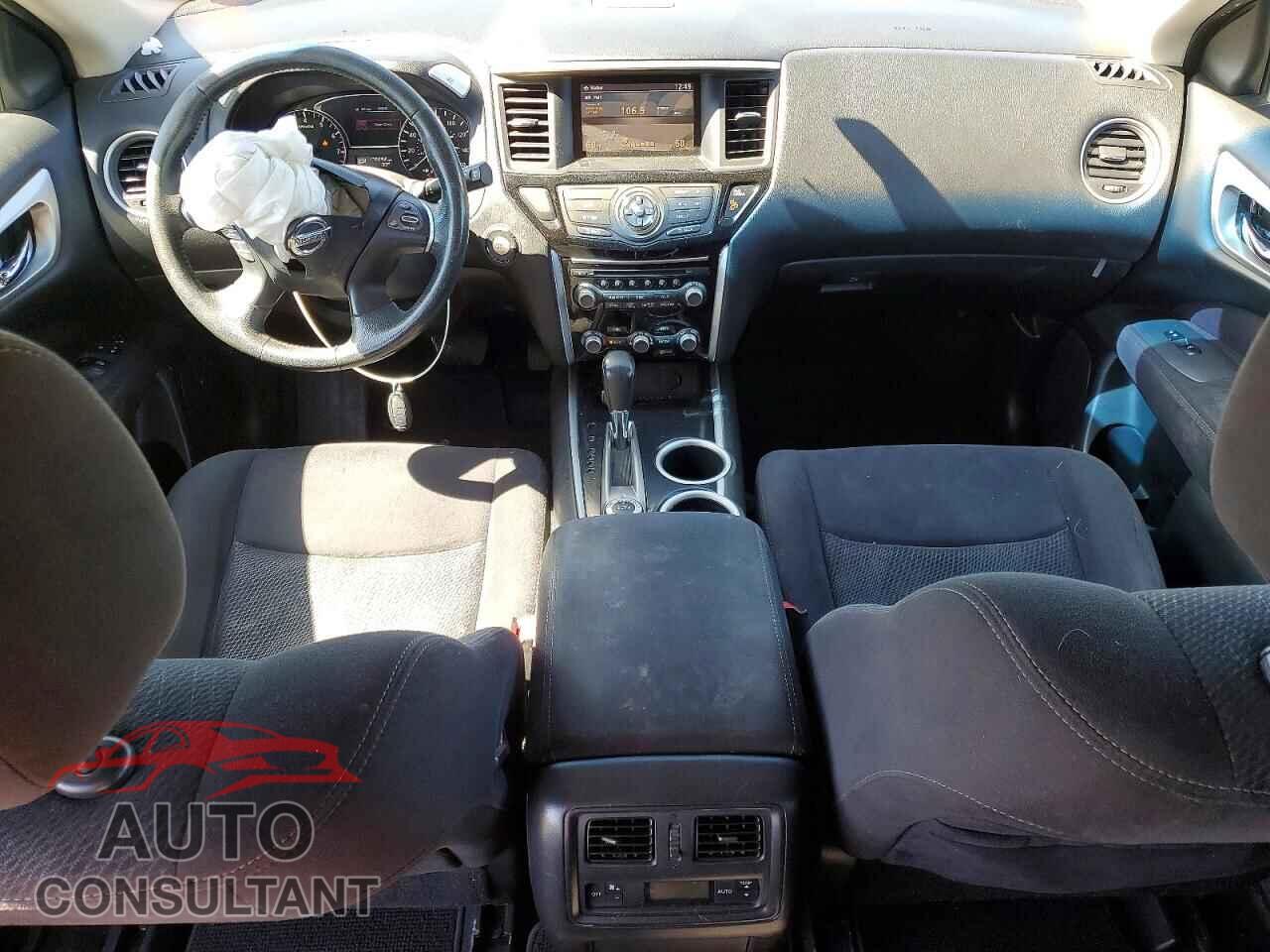NISSAN PATHFINDER 2013 - 5N1AR2MM1DC642147