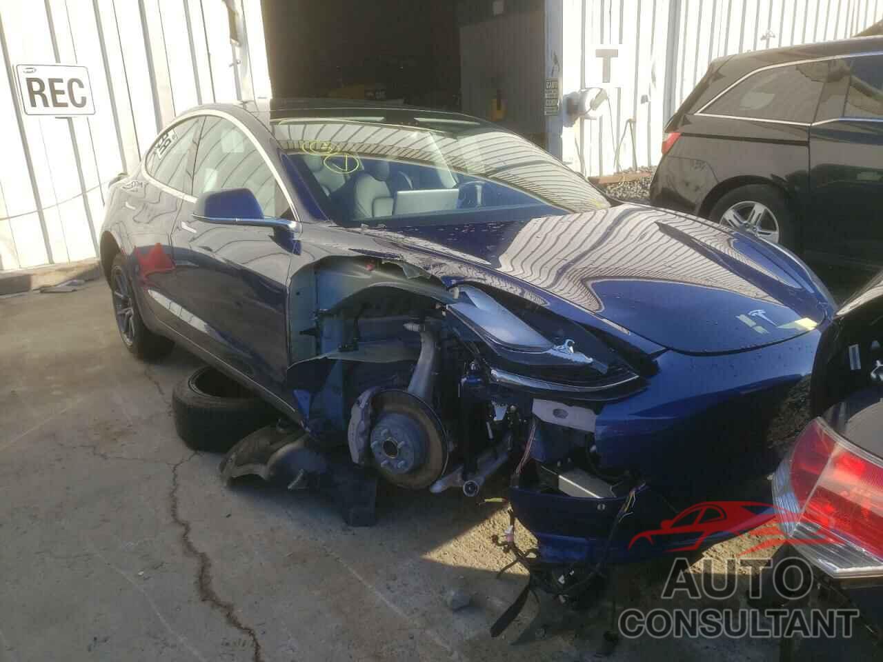 TESLA MODEL 3 2020 - 5YJ3E1EA3LF736832