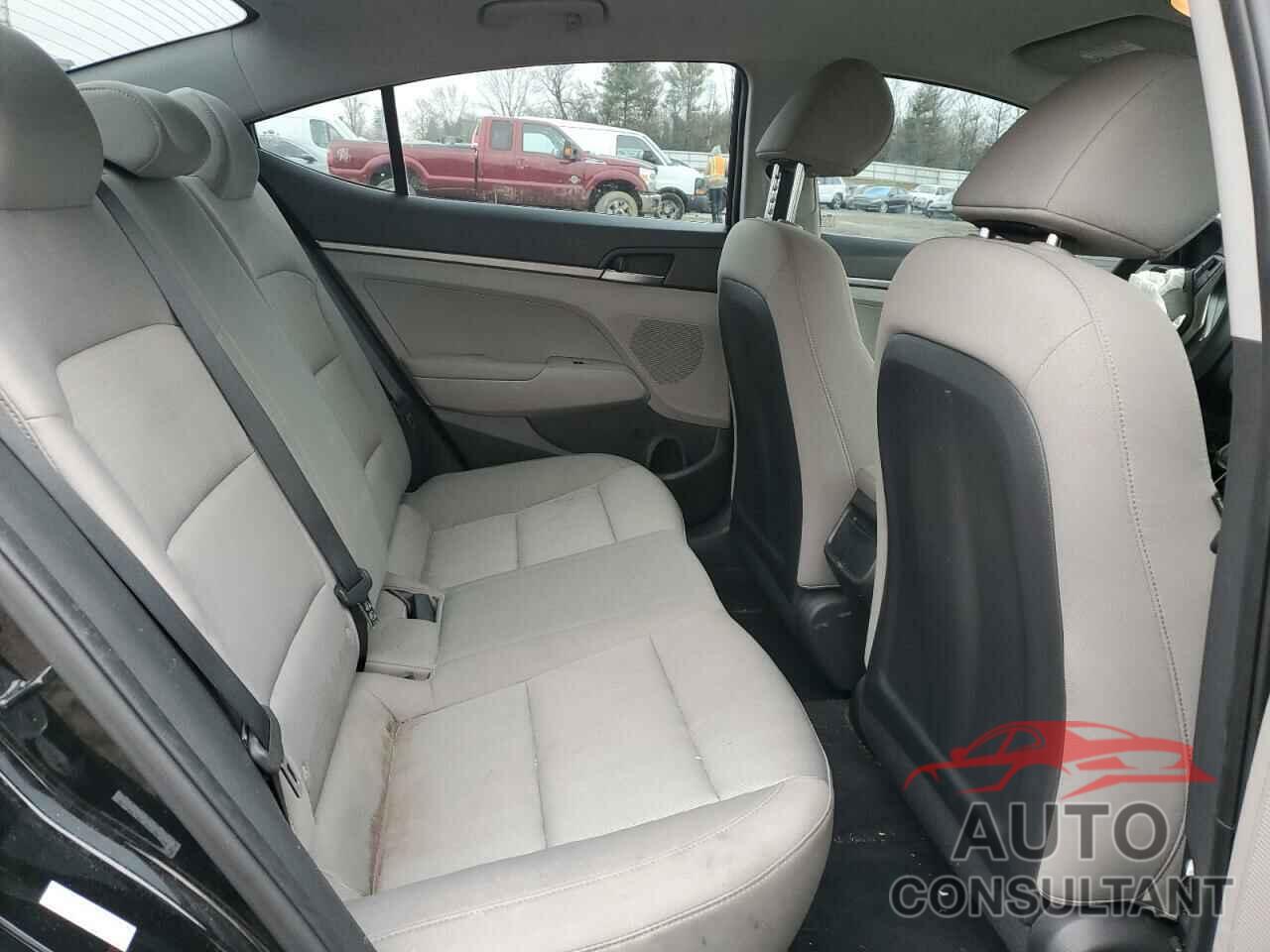 HYUNDAI ELANTRA 2017 - KMHD74LF9HU433014