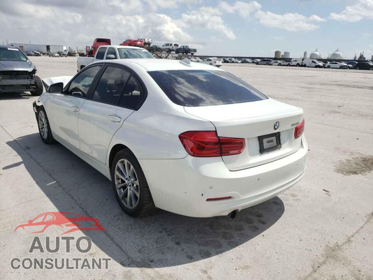 BMW 3 SERIES 2016 - WBA8E1G50GNU11646
