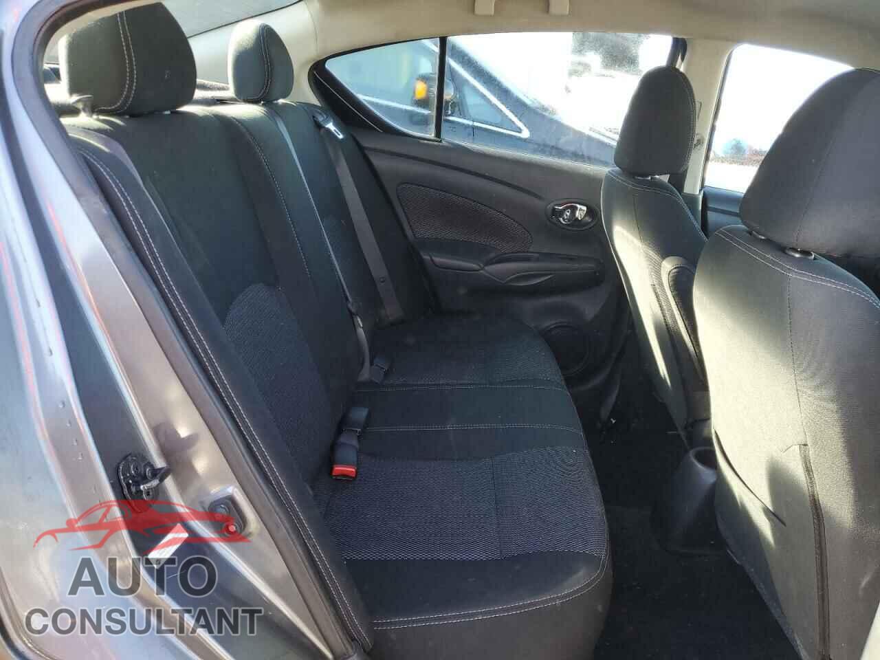 NISSAN VERSA 2017 - 3N1CN7AP3HL902954