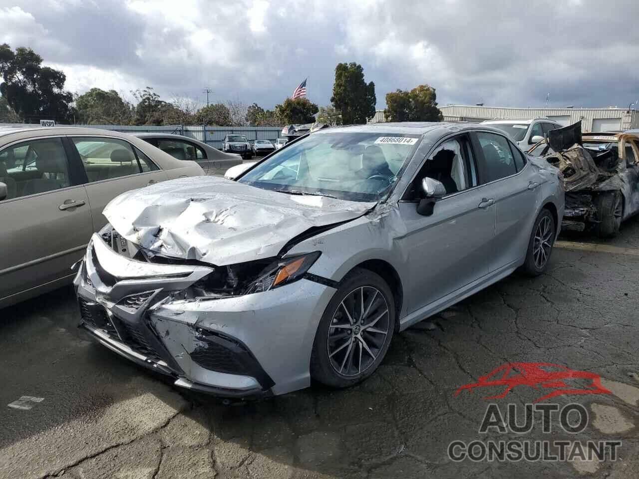 TOYOTA CAMRY 2022 - 4T1T11AK1NU015585