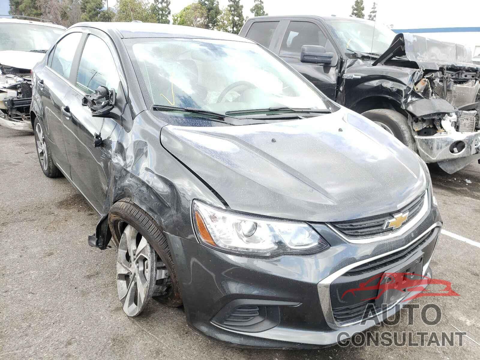 CHEVROLET SONIC 2019 - 1G1JF5SB1K4128816