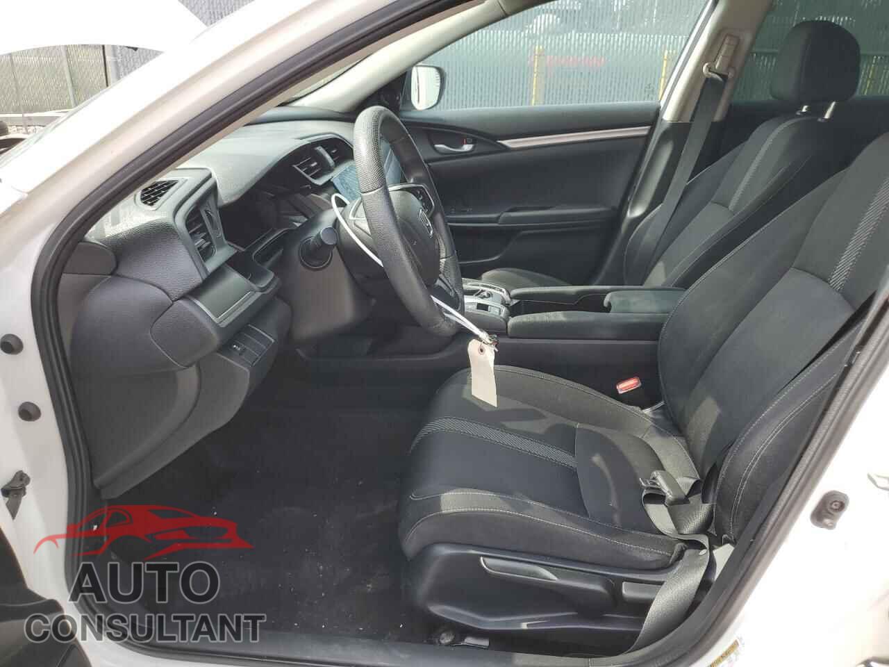 HONDA CIVIC 2017 - 2HGFC2F57HH018598