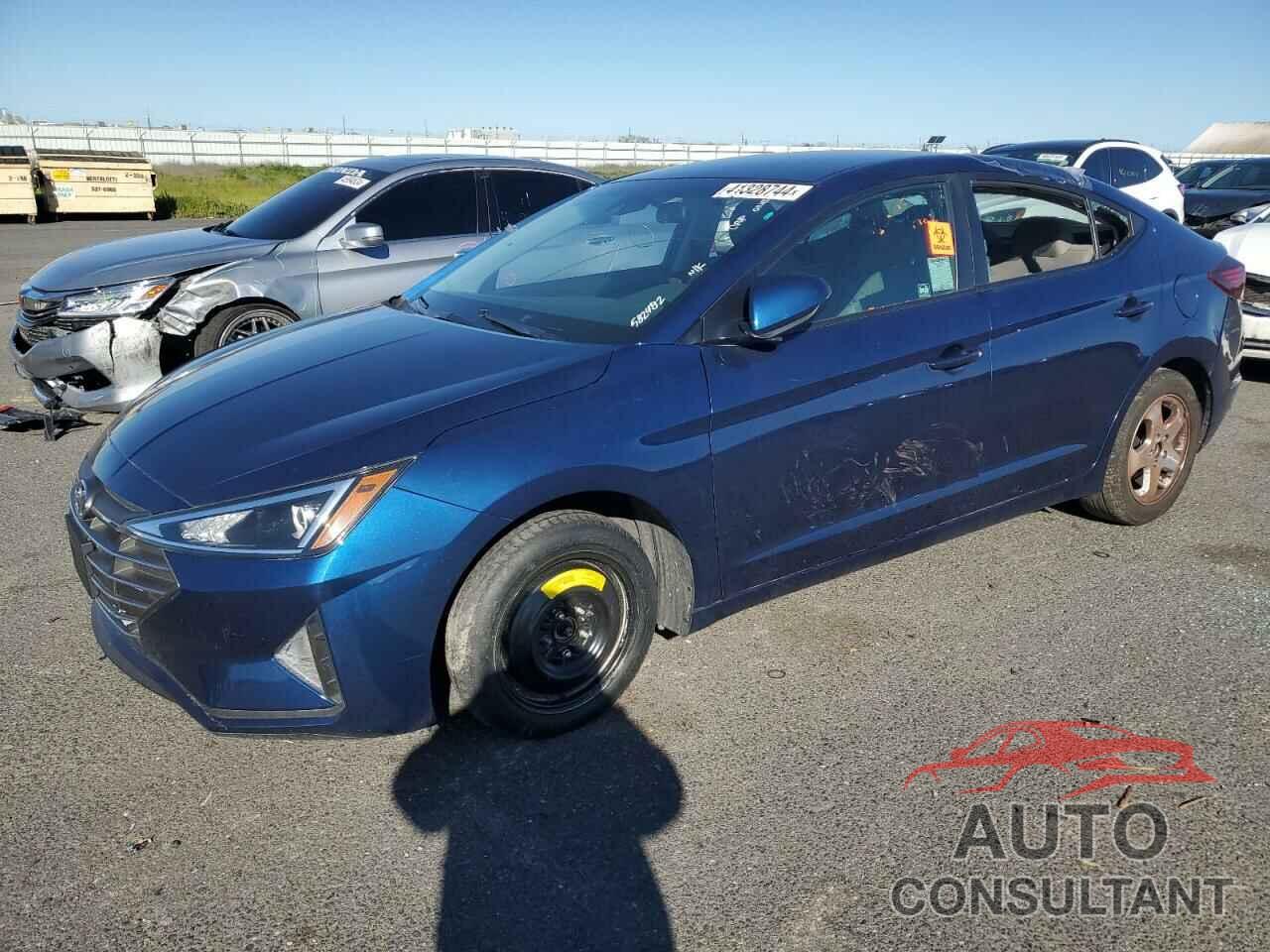 HYUNDAI ELANTRA 2020 - 5NPD84LF2LH582482